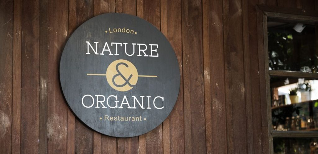 How To Make Your Restaurant’s Sign Stand Out